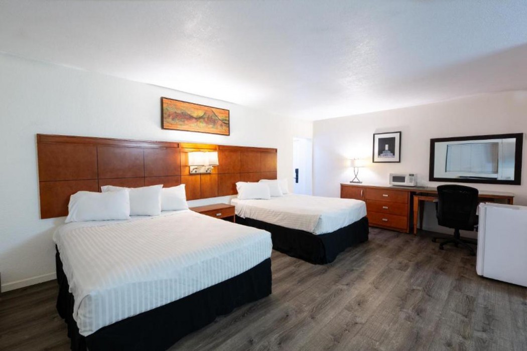 Travelodge by Wyndham Parker 22/67