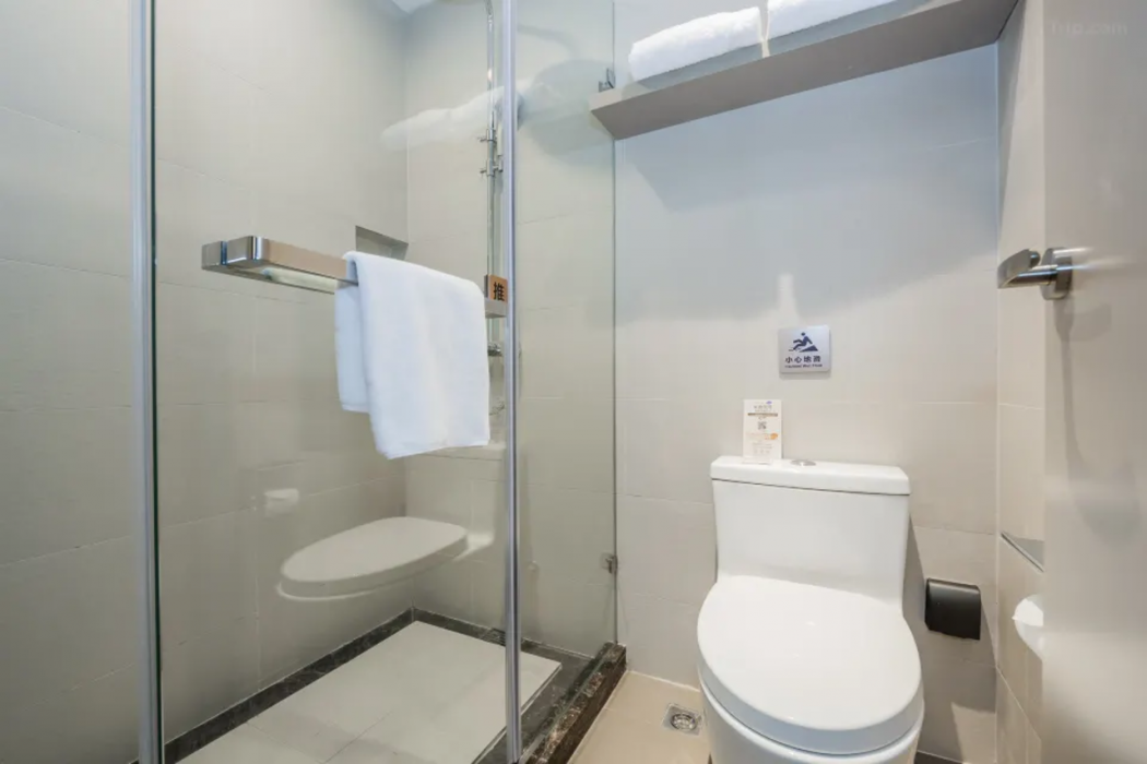Home Inn Selected (Shanghai New International Expo Center, Guanglan Road Metro Station) 32/56
