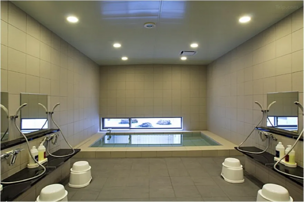 Iwamizawa Hotel 5 Jo 18/30