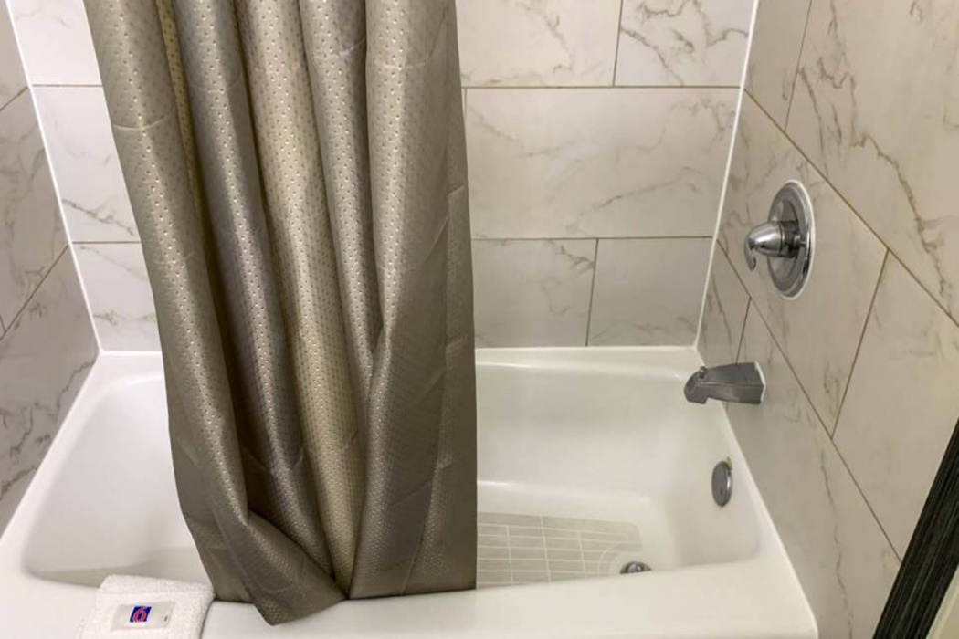 Motel6 Houston, TX – Hwy 249 and Fallbrook 11/44