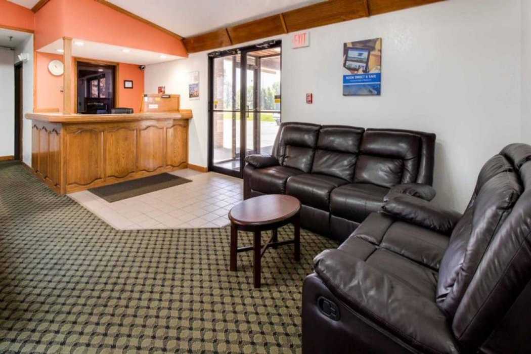 Lobby at Motel6 Marion, IL, MARION - IL