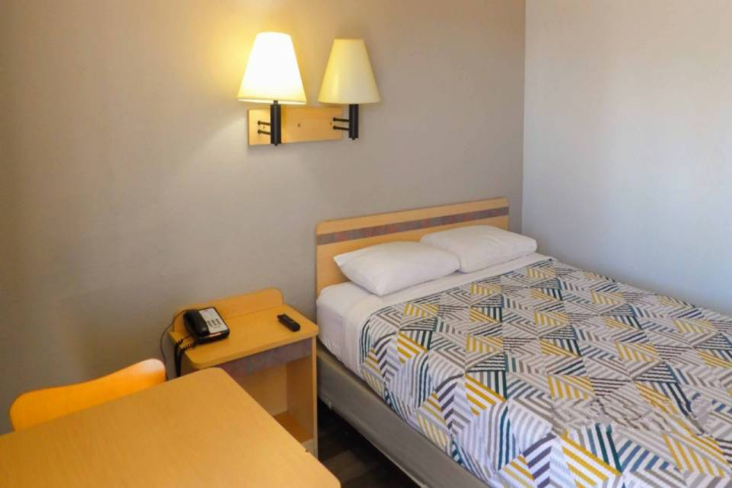 Motel6 Ontario, OR 12/26