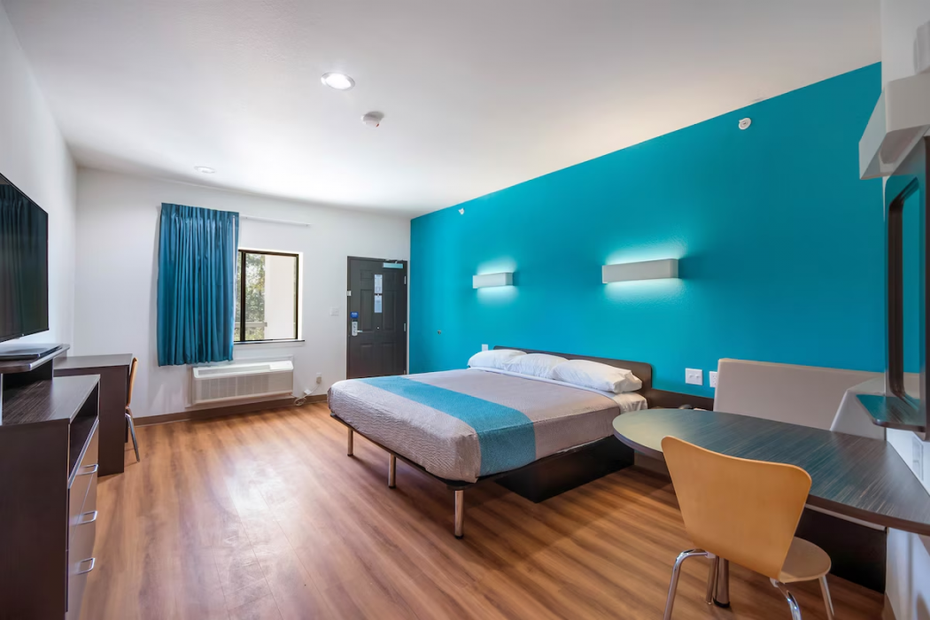 Motel6 Channelview, TX 11/49