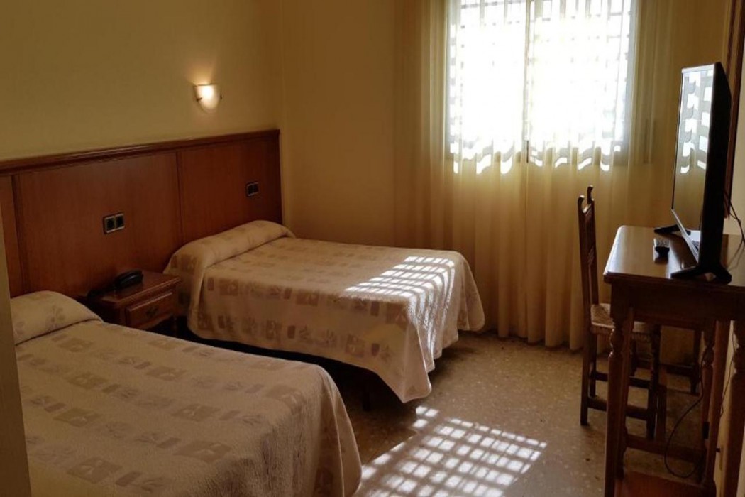 Hotel Reina Isabel 13/58