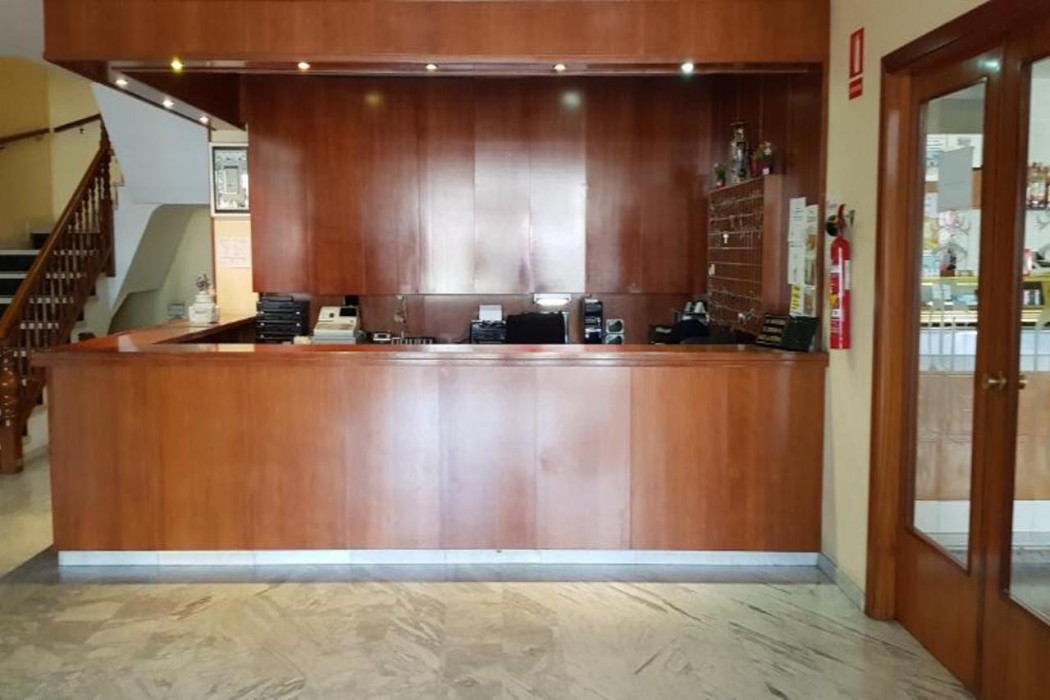 Hotel Reina Isabel 3/58