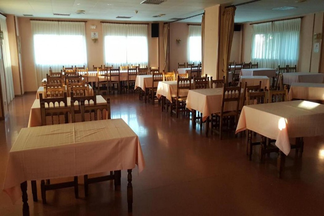 Hotel Reina Isabel 27/58