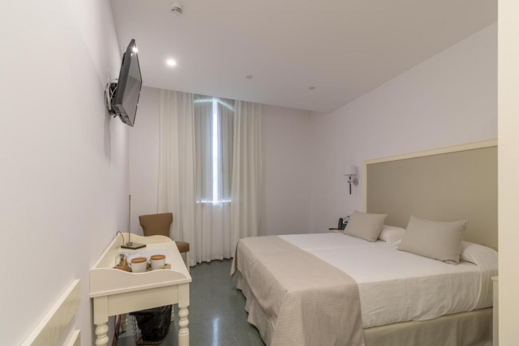 Hotel Holiday Time 14/40