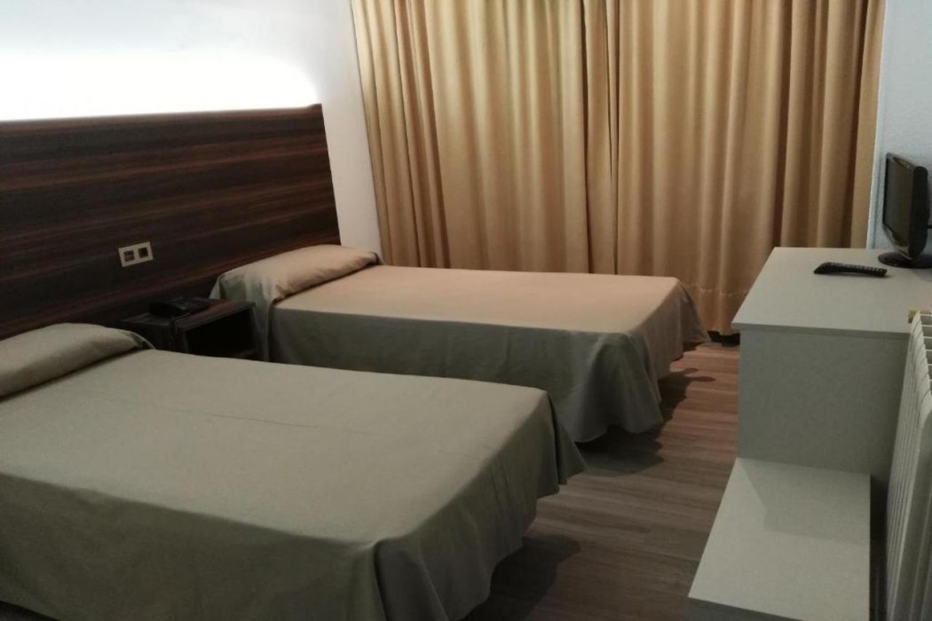 Hotel Ribera 16/57