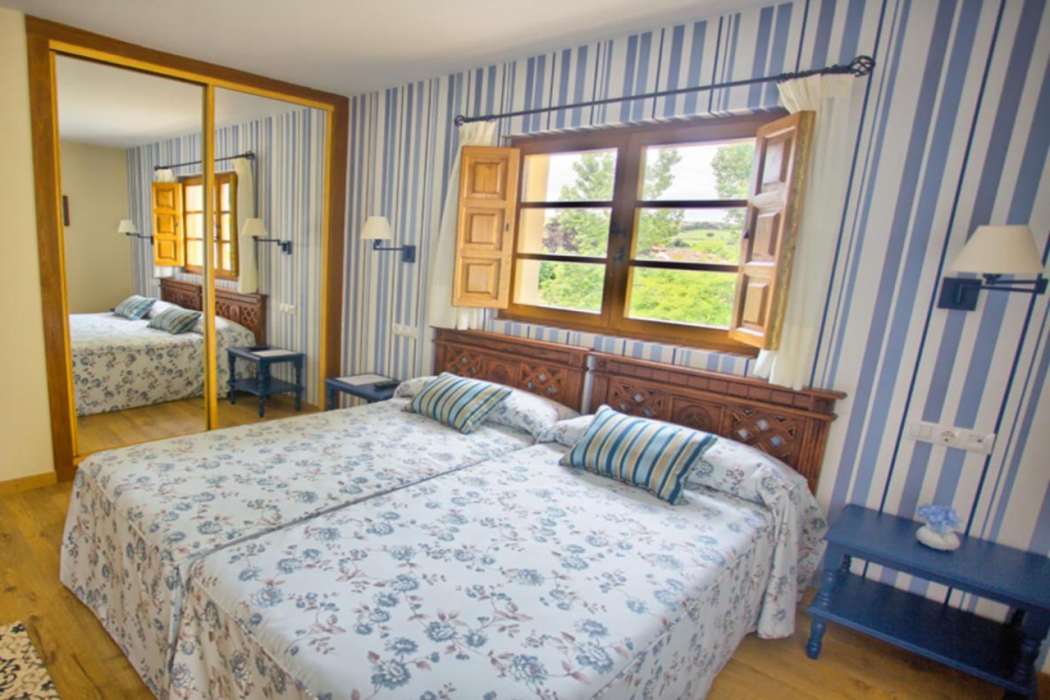 Hotel Colonial de Santillana 18/58