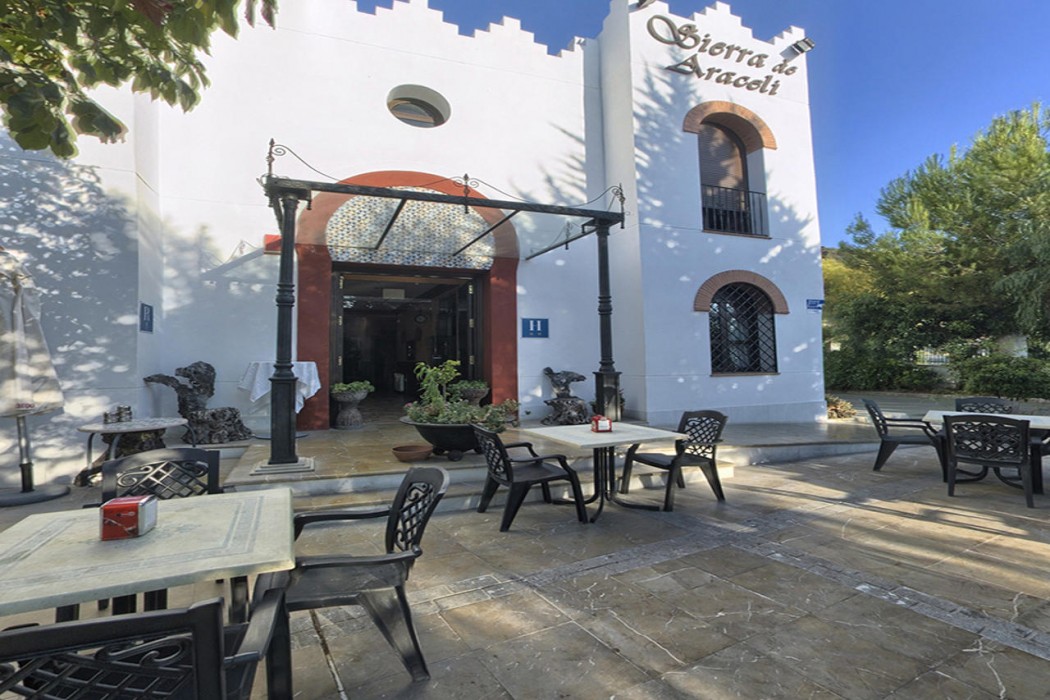 hotel sierra de araceli