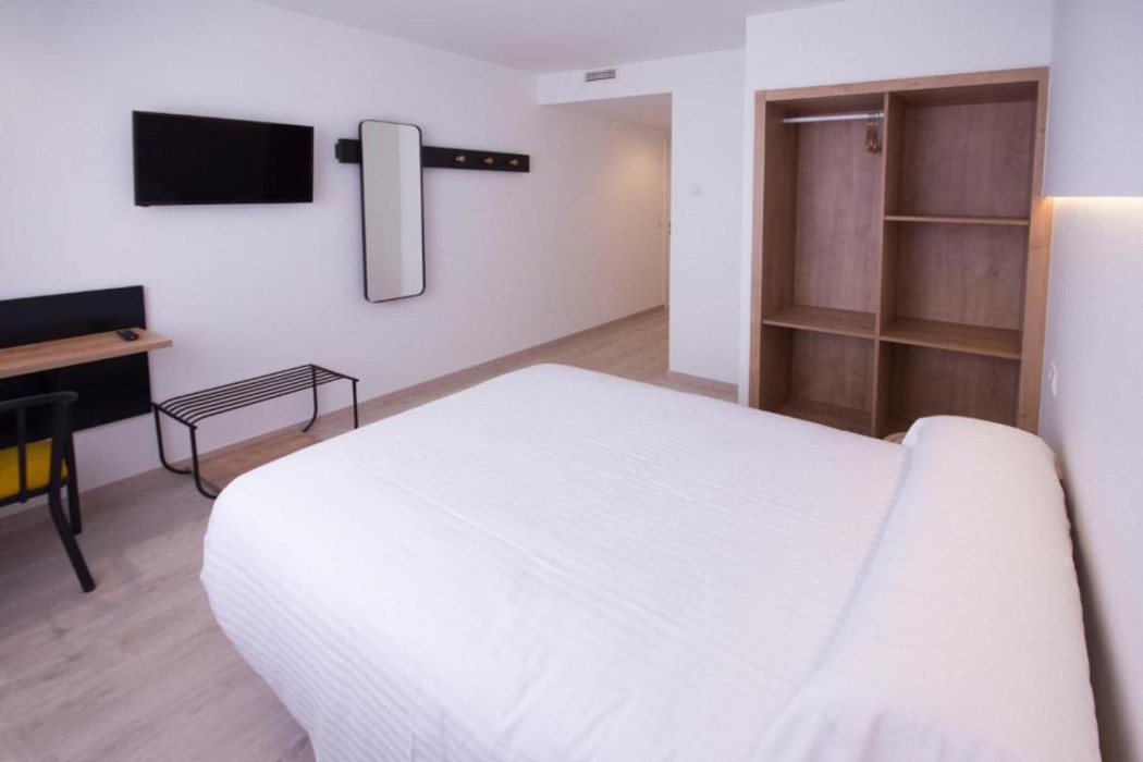 Hotel Dario Lugo 6/35