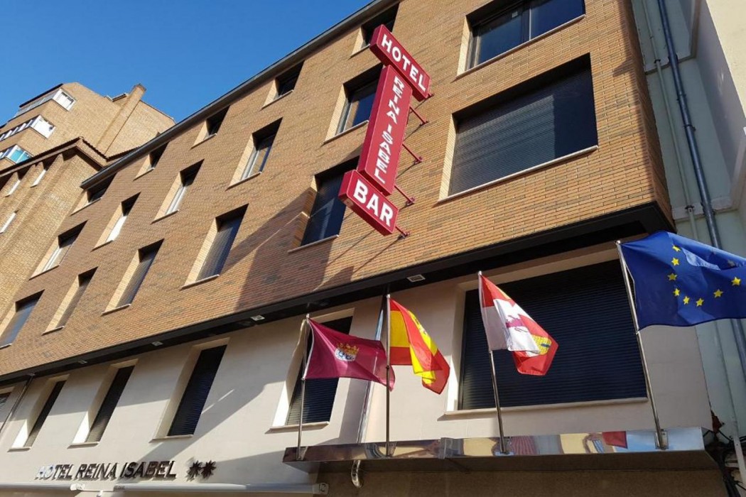 Hotel Reina Isabel 1/57