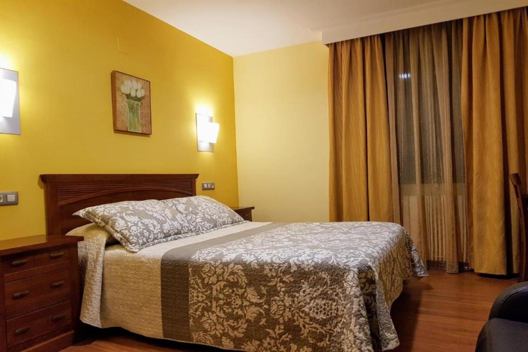 Hotel Reina Isabel 9/57