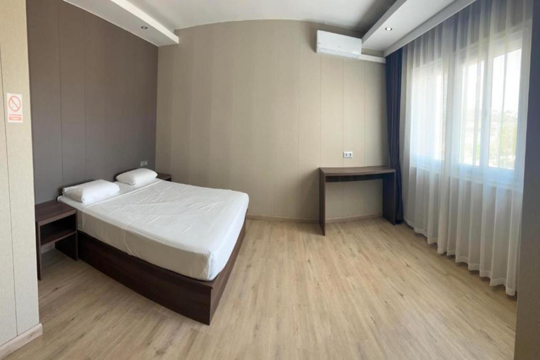 Hotel Nueva Europa 7/25