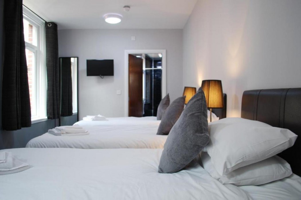 The Liverpool Inn Hotel 6/45