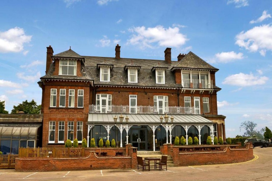 Wherry Hotel 1/28
