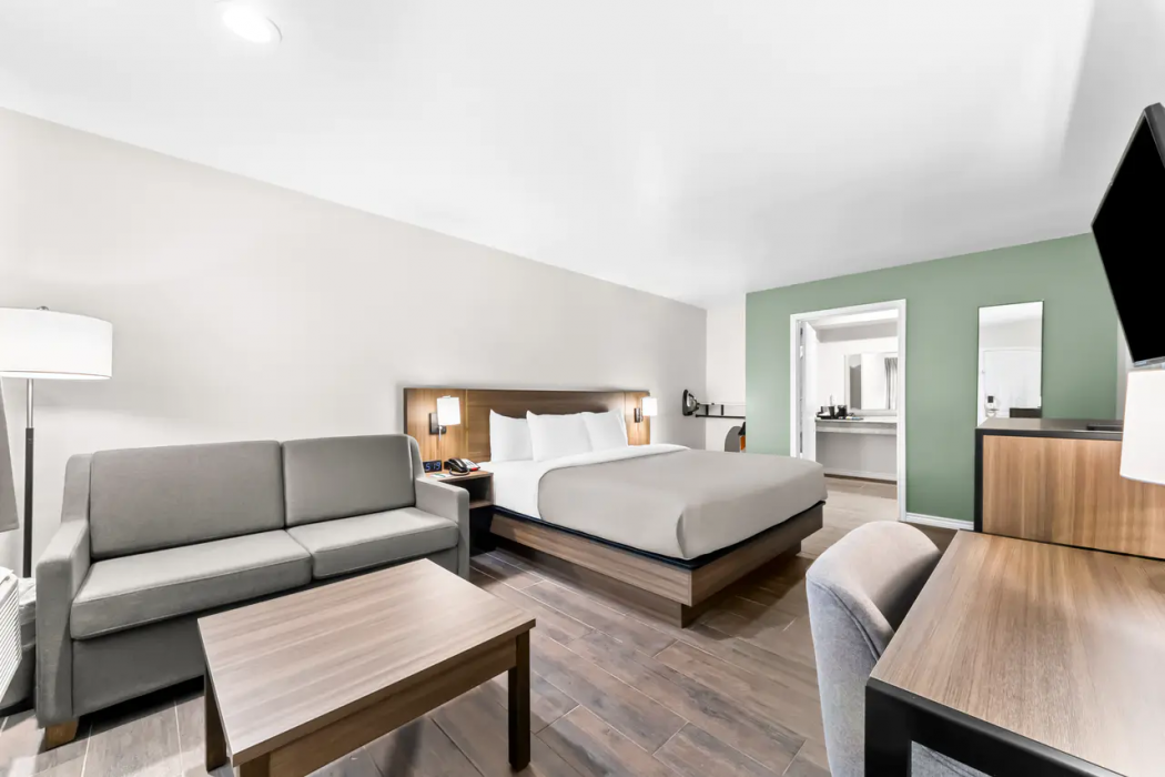 Quality Inn & Suites Port Lavaca Near Lighthouse Beach 17/33