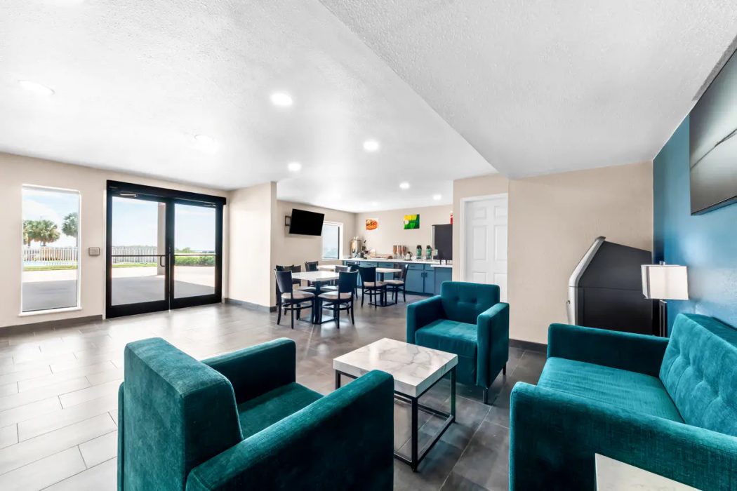Quality Inn & Suites Port Lavaca Near Lighthouse Beach 6/33