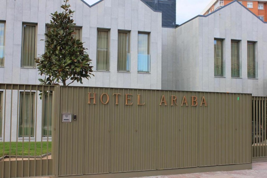 Hotel Araba 3/63