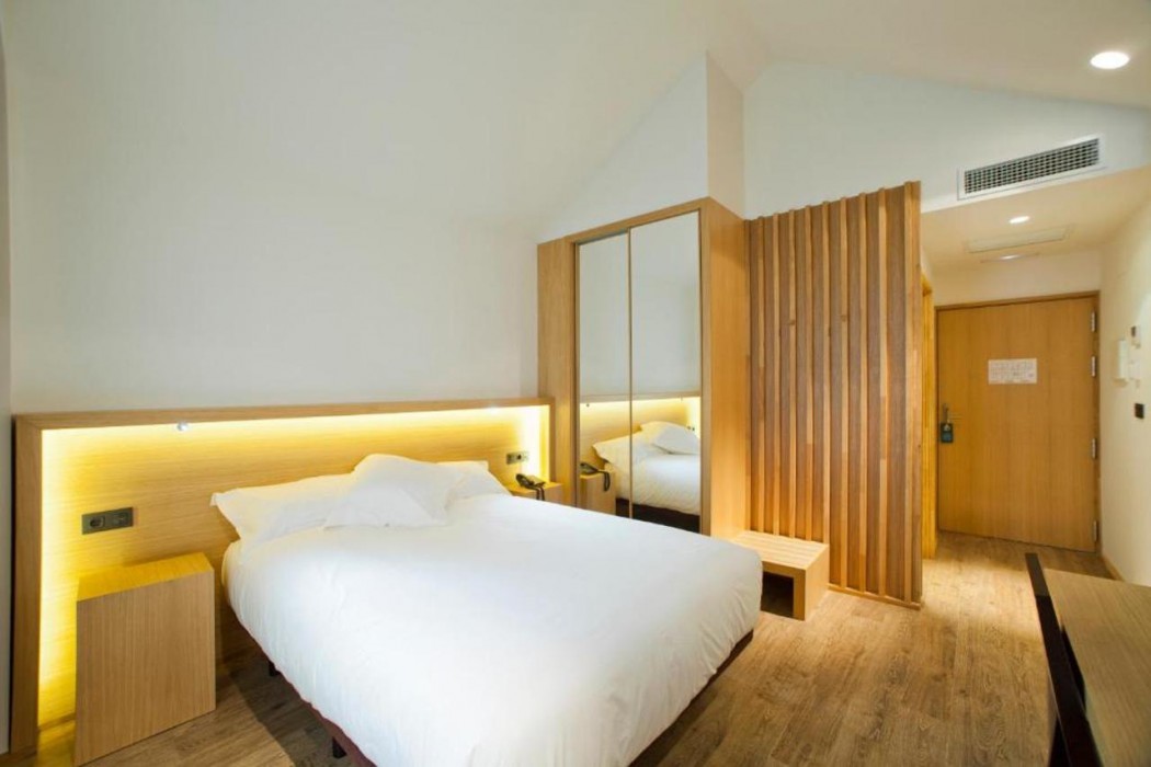 Hotel Araba 17/63