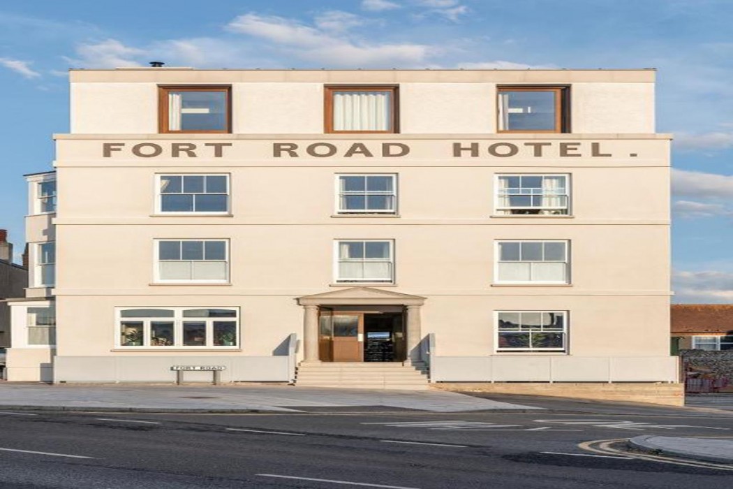 Fort Road Hotel 1/40