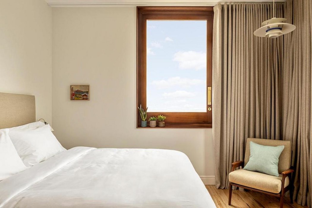 Fort Road Hotel 6/40