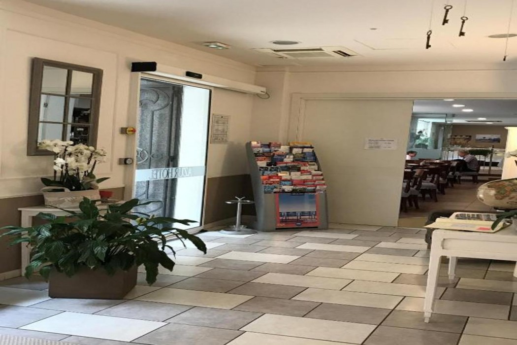 Azur Hotel 32/59