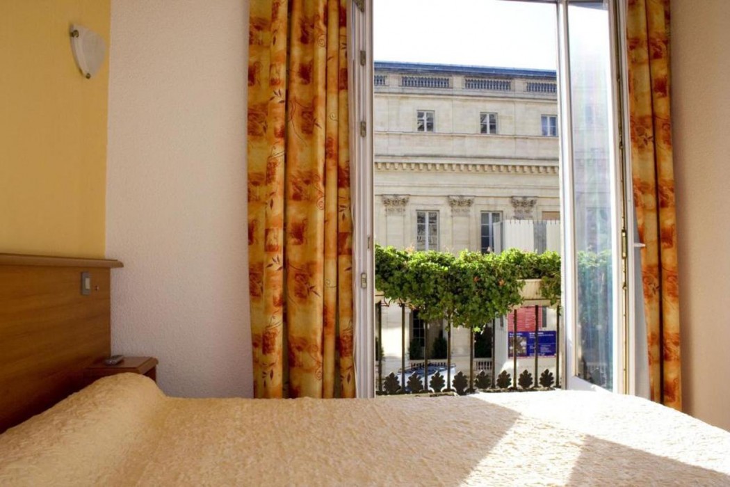 Hotel De l Opera 12/45