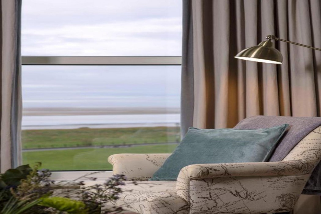 Clifton Arms Hotel 13/58