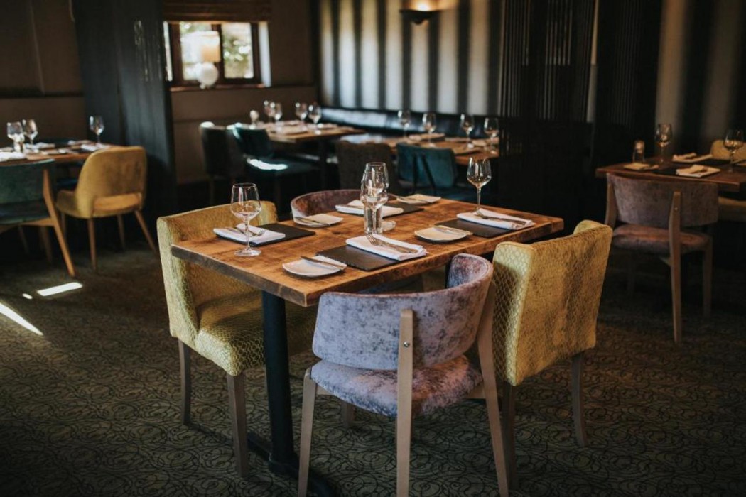Hall Farm Hotel And Restaurant 4/58