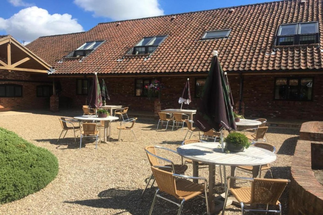 Hall Farm Hotel And Restaurant 5/58