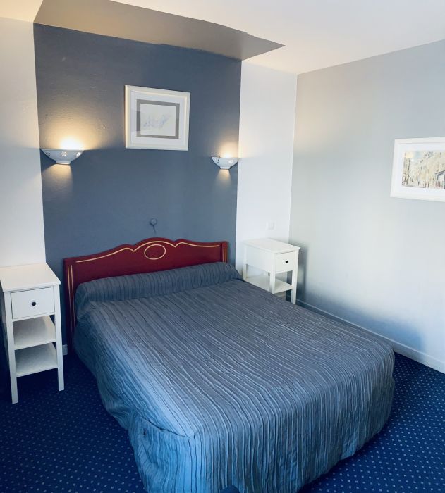 Hotel Victor Hugo 9/29
