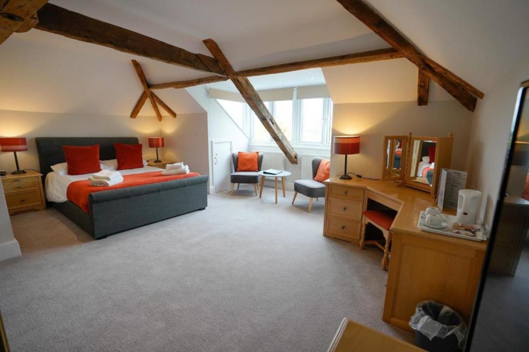 The Waveney House Hotel 12/58