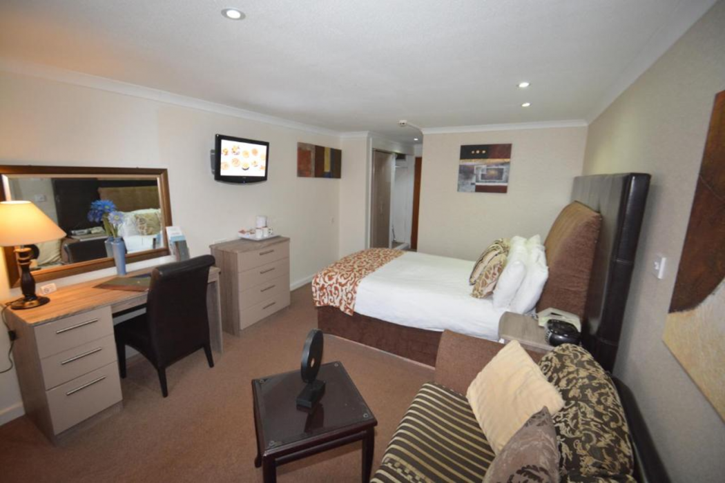 Durrant House Hotel 7/33