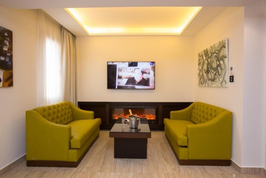 Opera Hotel 22/40