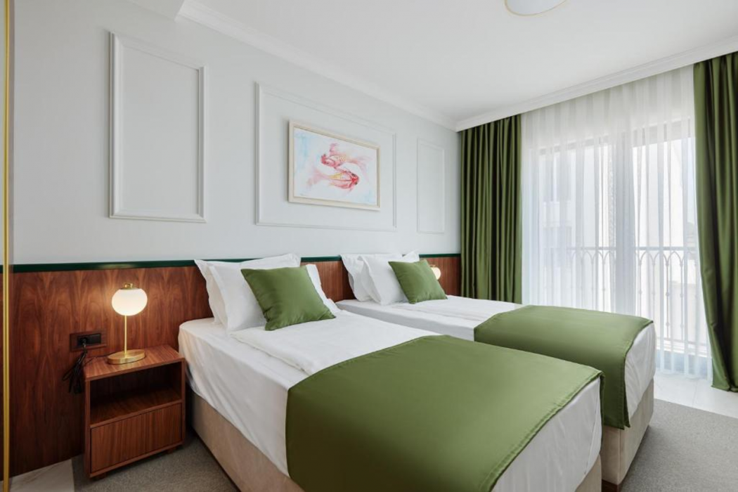 Hotel Diplomat 13/59