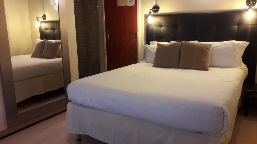 Hotel De La Mer 14/66