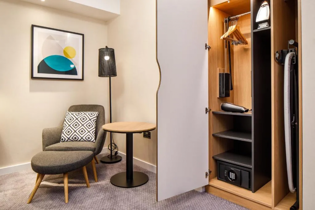 Holiday Inn Manchester Airport, an IHG Hotel 14/63