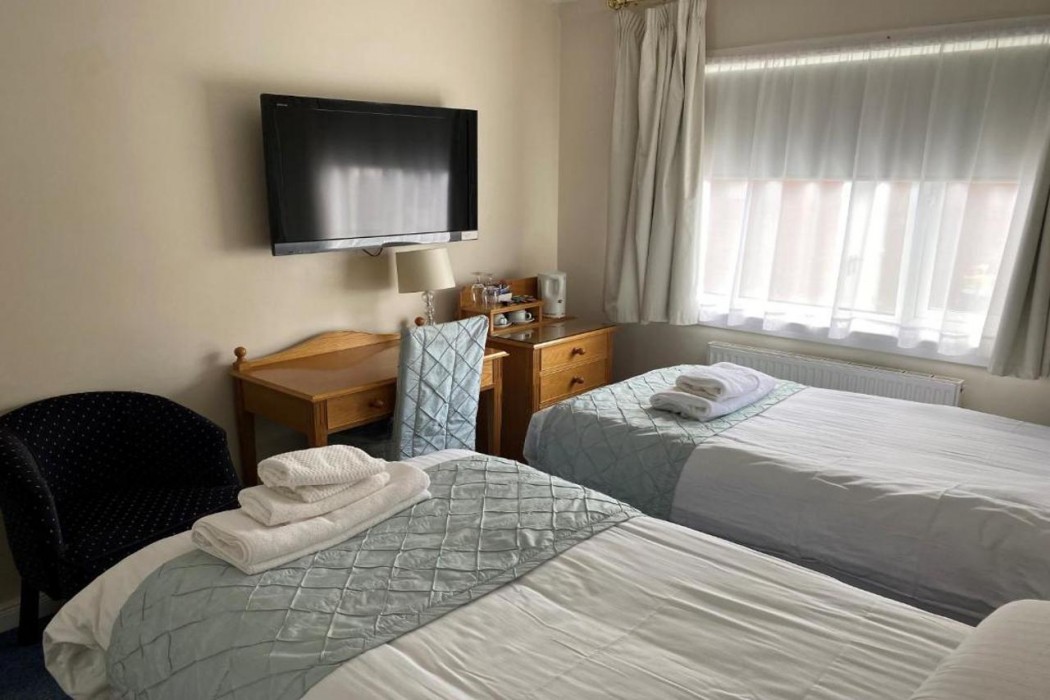 Avonbridge Hotel 6/34