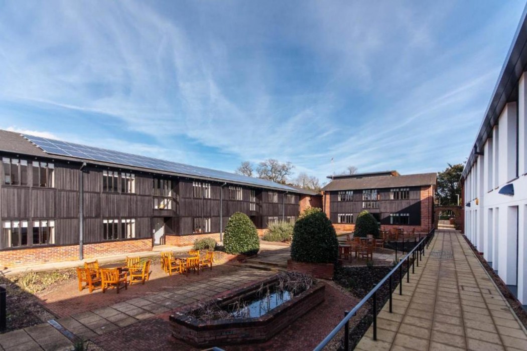 Greenlands Hotel 22/58