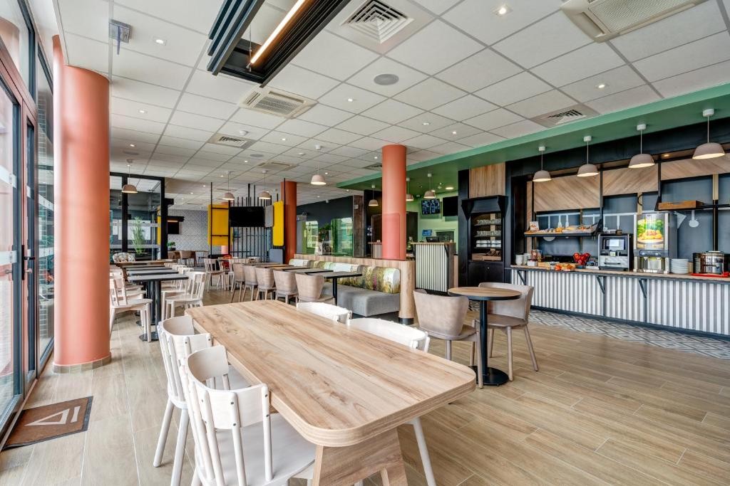 B&B Hotel Le Port Marly Saint Germain en Laye 27/40