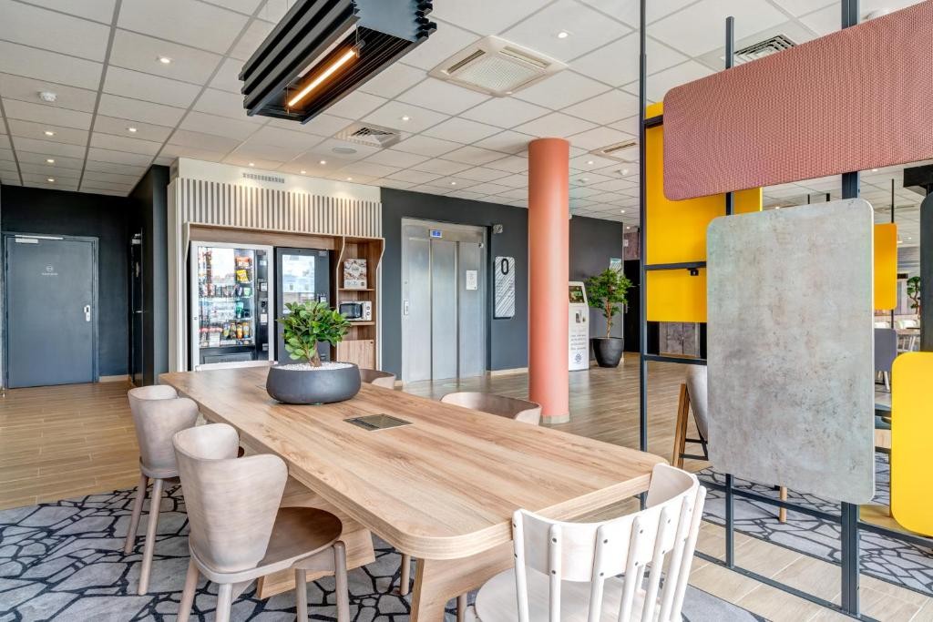 B&B Hotel Le Port Marly Saint Germain en Laye 28/40