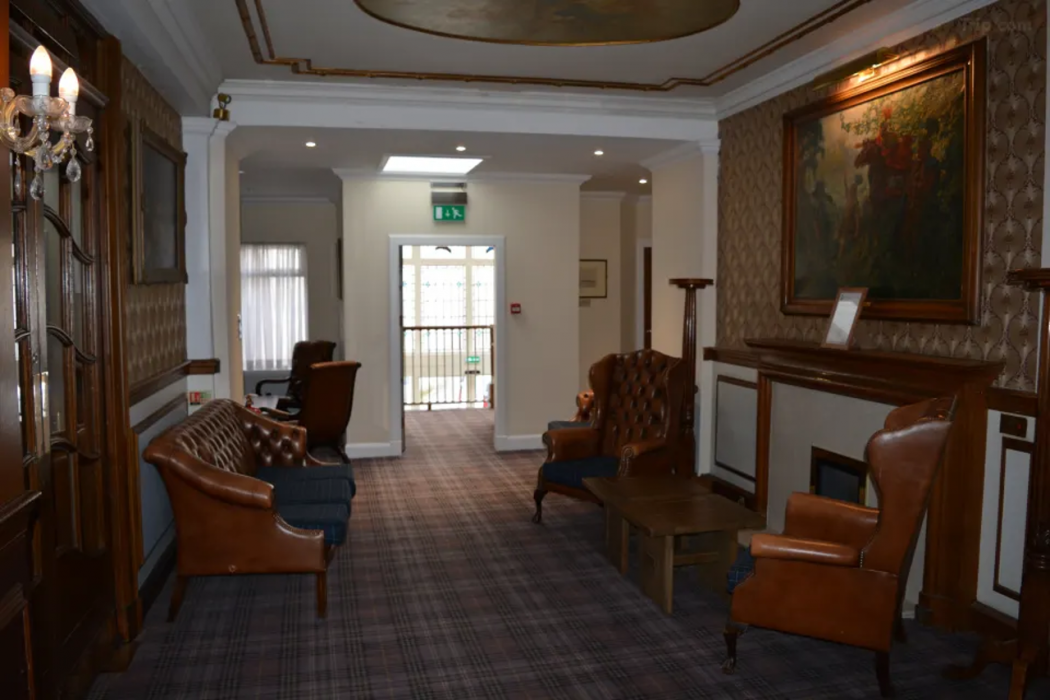Royal George Hotel 25/46