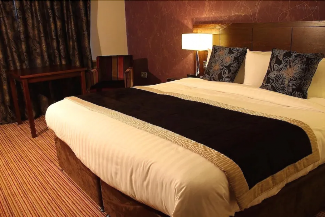 Blanco's Hotel 5/16