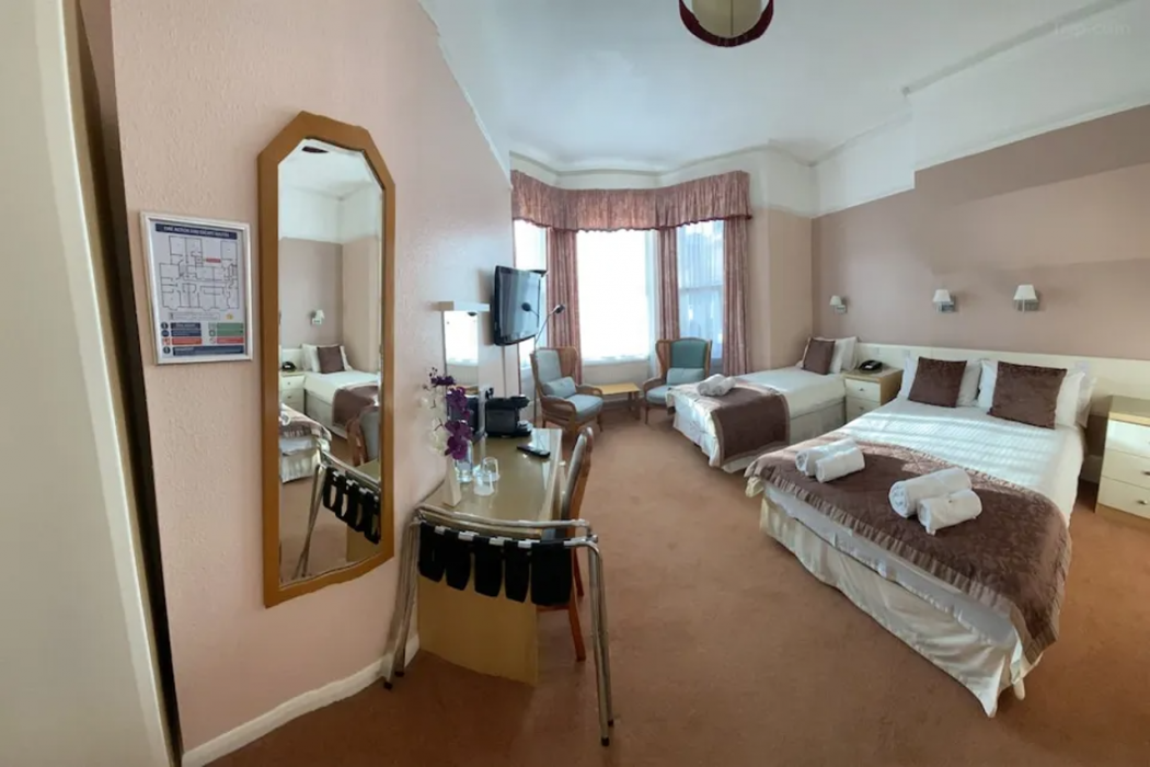 New Wilmington Hotel 6/58