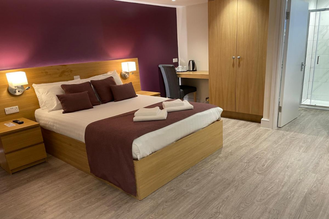 Holtwhites Hotel 15/57