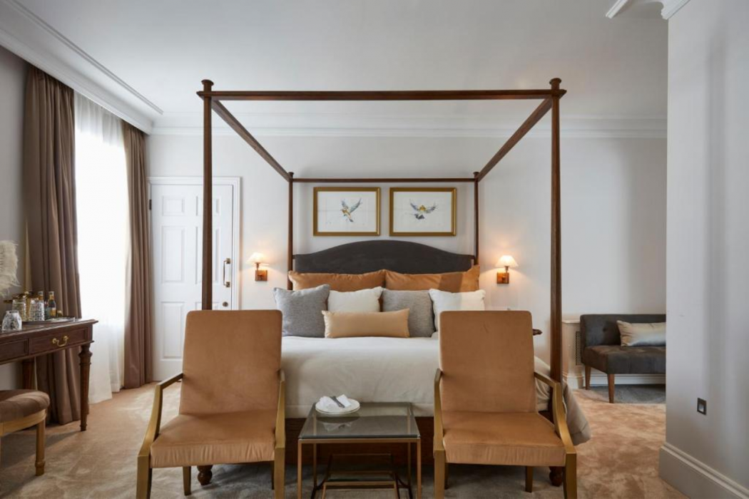 Lympstone Manor 6/24