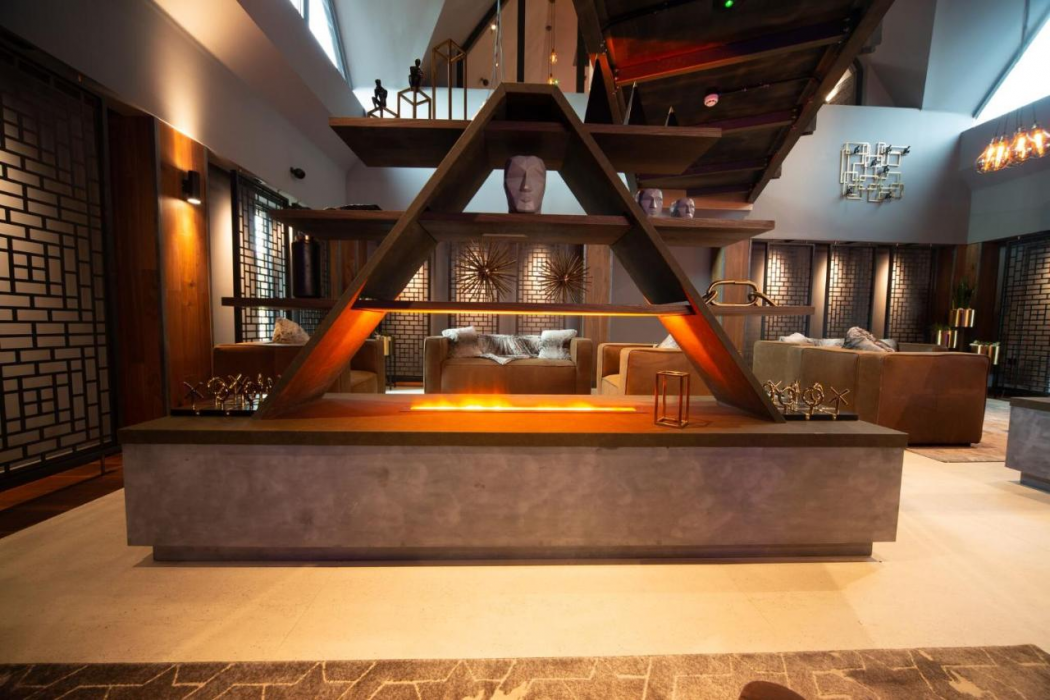 Cave Hotel and Golf Resort 2/58