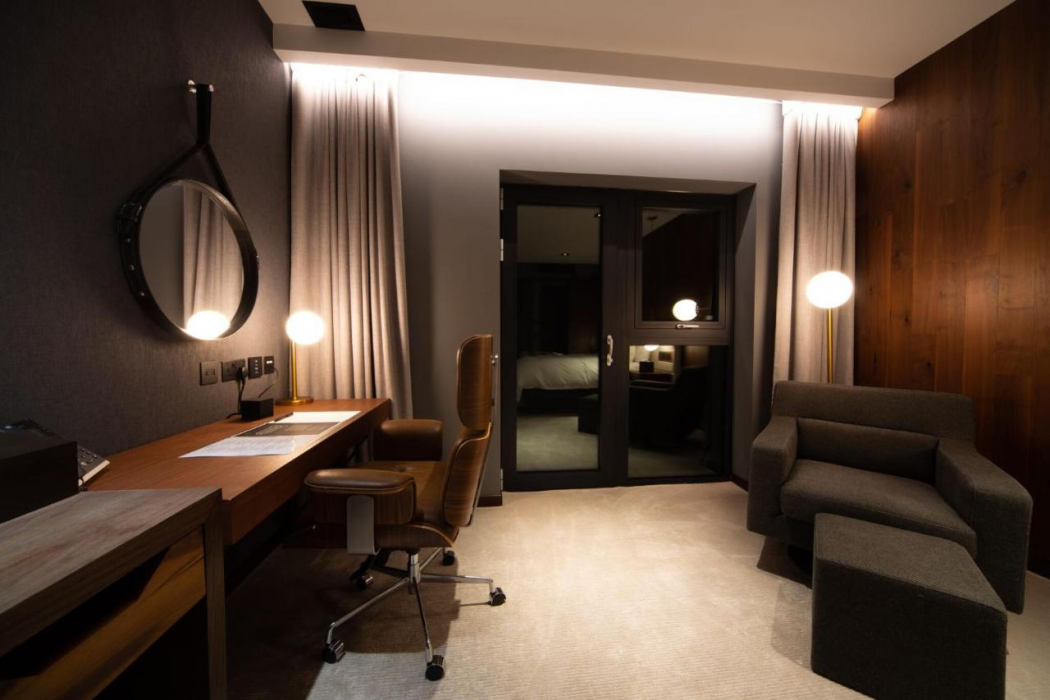 Cave Hotel and Golf Resort 6/58