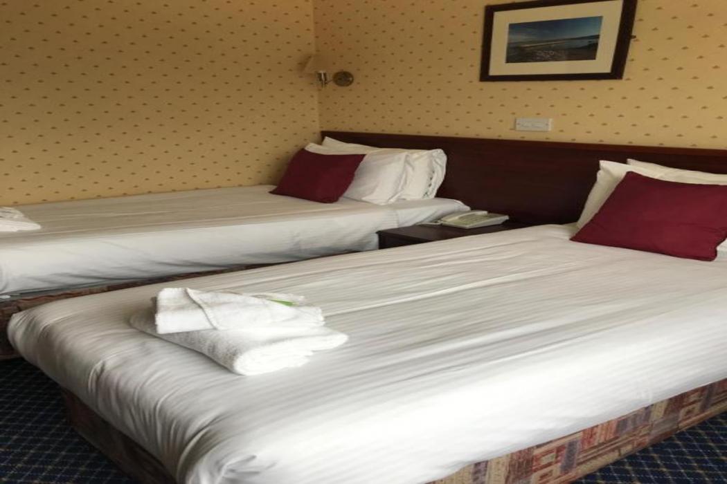 Croit Anna Hotel 2/8